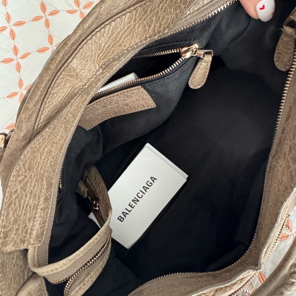 Balenciaga Taupe Leather Shoulder Bag - Picture 8 of 8